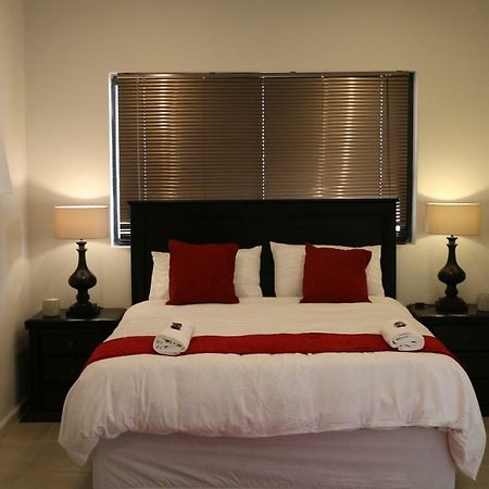 Millennium Body Guards Guesthouse Hartbeespoort Esterno foto
