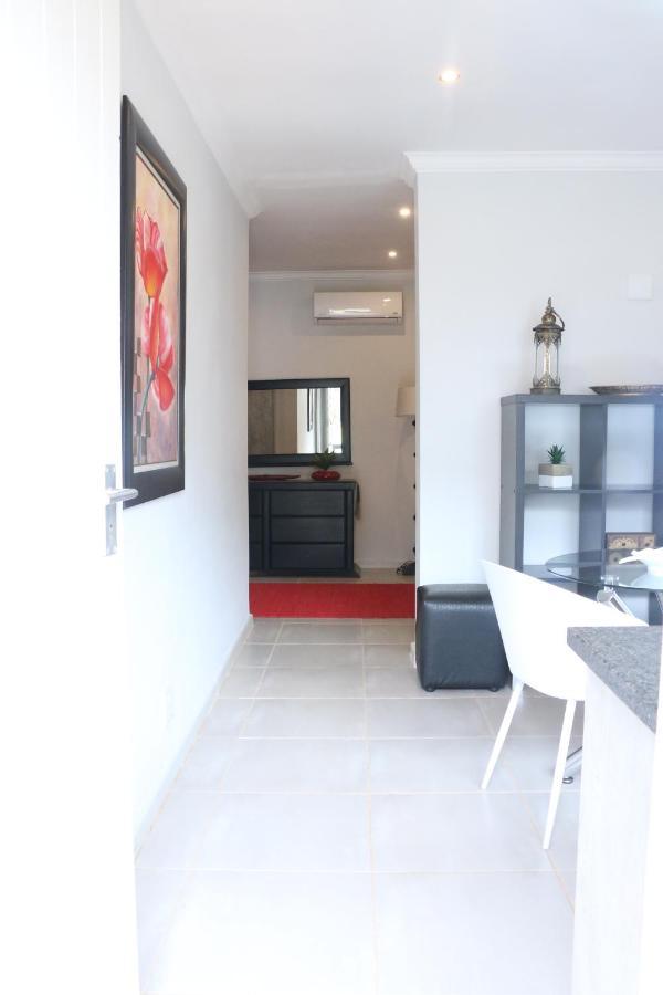 Millennium Body Guards Guesthouse Hartbeespoort Esterno foto